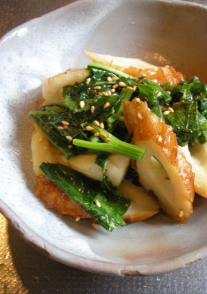 アシタバと焼きちくわのごま味噌炒め-レシピのメイン写真