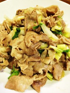 豚バラとセロリの炒め-レシピのメイン写真