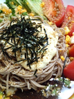 たっぷりサラダ&みょうがの夏そば-レシピのメイン写真