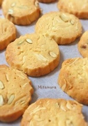 かぼちゃの種とアーモンドのバタークッキー-レシピのメイン写真