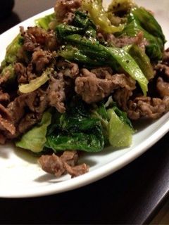 牛肉とレタスのオイスターソース炒め-レシピのメイン写真