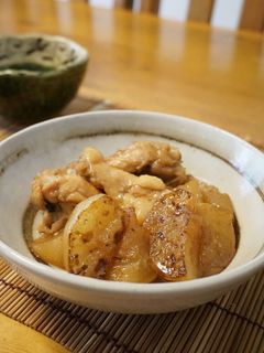 塩麹で美味しい☆手羽元と大根の煮物-レシピのメイン写真