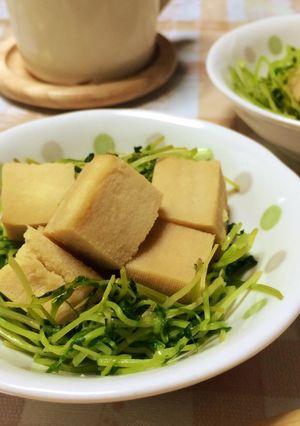高野豆腐と豆苗のごま油炒め-レシピのメイン写真
