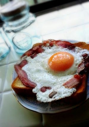 ジブリ飯*パズーのベーコンエッグパン*-レシピのメイン写真