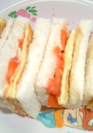 たまごやきとトマトのサンドイッチ-レシピのメイン写真