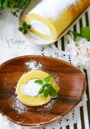 秘密の片栗粉を炒めて♡スフレロールケーキ-レシピのメイン写真
