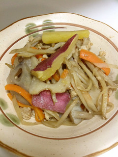 食物繊維たっぷり♪根野菜の炒め煮-レシピのメイン写真