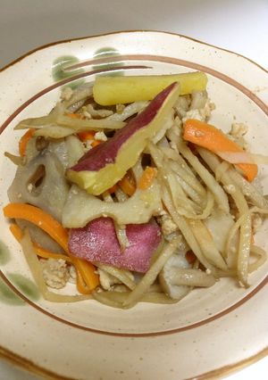 食物繊維たっぷり♪根野菜の炒め煮-レシピのメイン写真