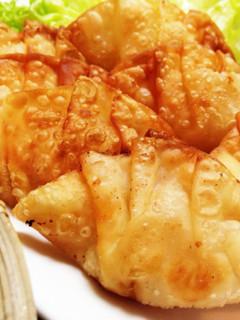 ツナコーンマヨとチーズと大葉の揚げ餃子-レシピのメイン写真