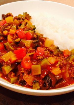 半端野菜で☆野菜ジュースと夏野菜のカレー-レシピのメイン写真