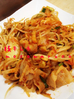 コチュジャンで甘辛♪豚キムチ-レシピのメイン写真