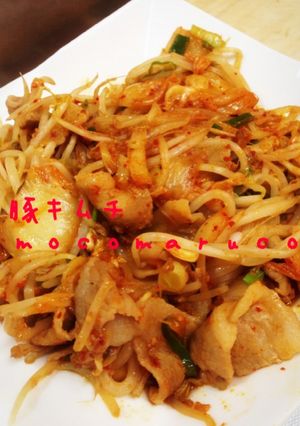 コチュジャンで甘辛♪豚キムチ-レシピのメイン写真
