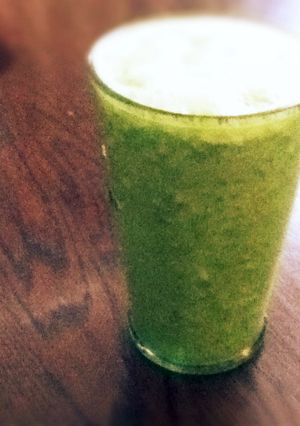 簡単爽やか 水菜のグリーンスムージー-レシピのメイン写真
