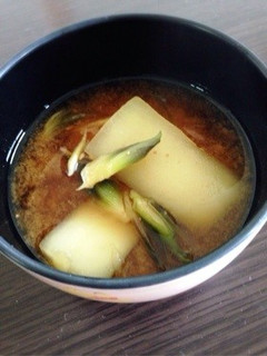 夕顔とみょうがのみそ汁-レシピのメイン写真