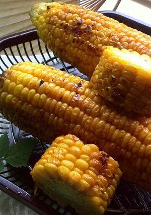 コンソメバター醤油味の焼きとうもろこし～-レシピのメイン写真