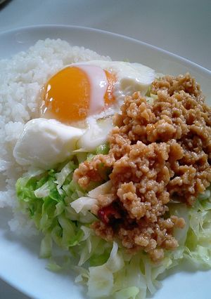 朝からがっつりキャベそぼろ-レシピのメイン写真