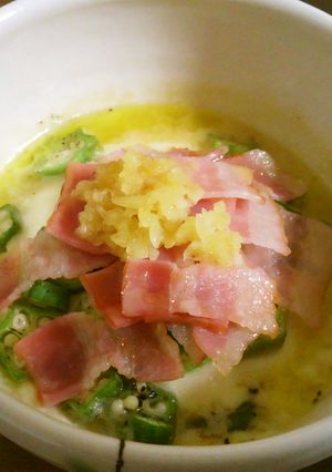 レンチン簡単温豆腐♪チーズおくらベーコン-レシピのメイン写真