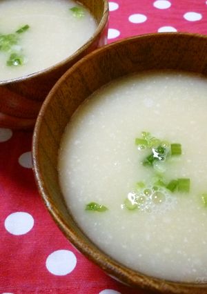 玉ねぎ氷１人２個の簡単とろ～り味噌スープ-レシピのメイン写真