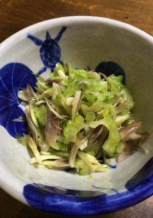 ゴーヤとみょうがの簡単サラダ-レシピのメイン写真