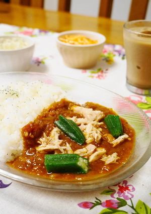 残りカレーで☆シーチキンとオクラのカレー-レシピのメイン写真
