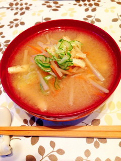 ごぼうと人参の根菜味噌汁-レシピのメイン写真