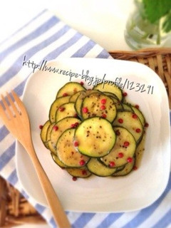 DELI風☆ズッキーニのマリネ-レシピのメイン写真