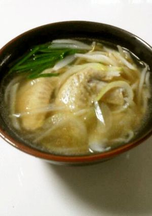 手羽先スープで美味しいフォー-レシピのメイン写真