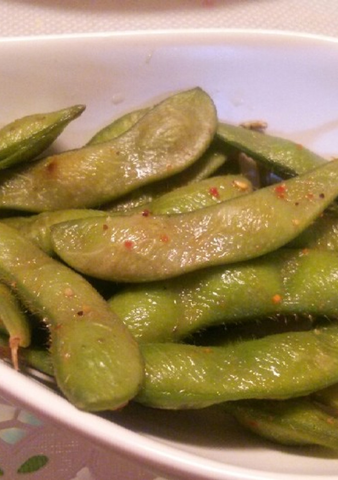 おつまみに簡単♪枝豆のごま油炒め-レシピのメイン写真