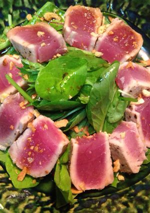 ご飯にも合う！マグロのレアステーキサラダ-レシピのメイン写真