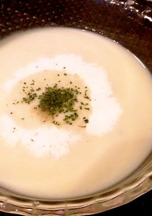 ジャガイモの冷製スープ（ビシソワーズ）-レシピのメイン写真
