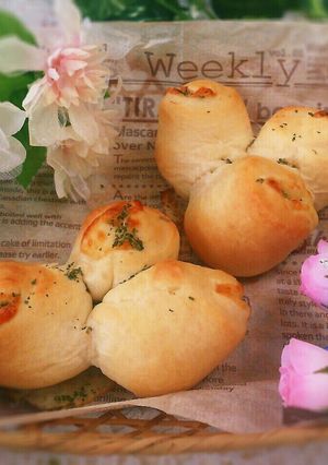 HBで♡2種のチーズのチーズたっぷりパン-レシピのメイン写真