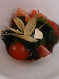 トマトと茗荷のわかめサラダ-レシピのメイン写真