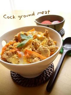 鶏ひき肉の卵とじ-レシピのメイン写真