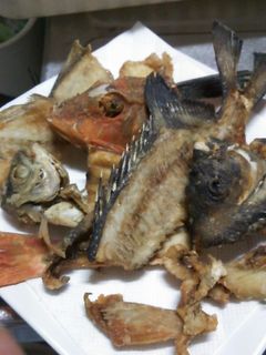 捨てるなんて勿体ない!魚のあらの唐揚げ♪-レシピのメイン写真