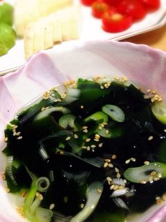ごま油香る♡簡単ワカメの中華スープ-レシピのメイン写真