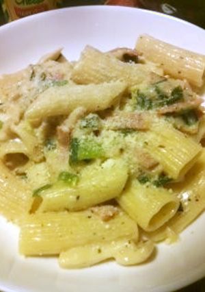 牛乳で作るしめじとベーコンクリームパスタ-レシピのメイン写真