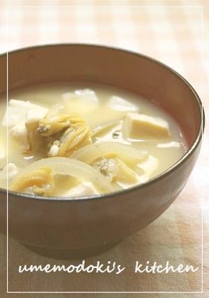 アサリのむき身と玉葱の味噌汁-レシピのメイン写真