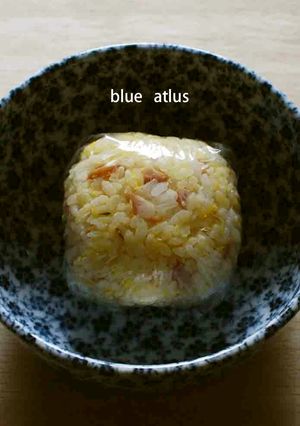 黄金チャーハンの☆しっとりお握り-レシピのメイン写真