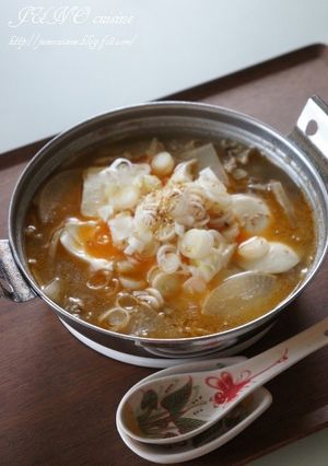 ☆たっぷりキノコのゴマラー油豆腐鍋☆-レシピのメイン写真