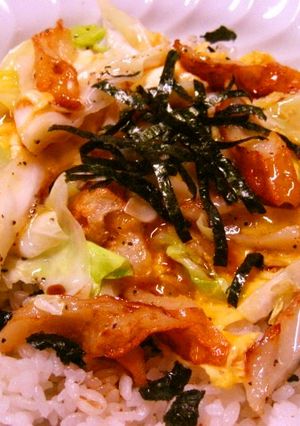 キャベツと竹輪のとろ～り玉子焼き丼♪-レシピのメイン写真