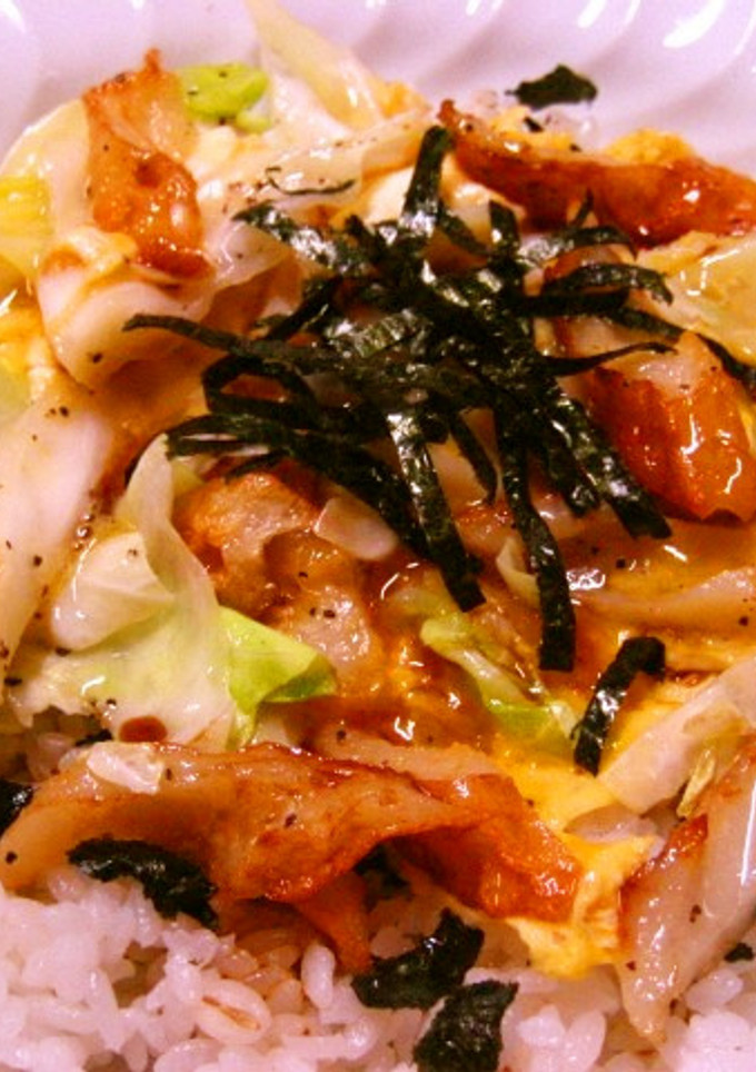 キャベツと竹輪のとろ～り玉子焼き丼♪-レシピのメイン写真