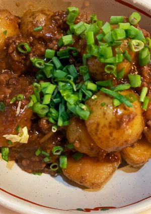 小芋でつくるひき肉餡の煮っころがし-レシピのメイン写真