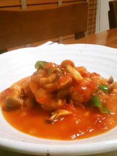 鶏モモとしめじのトマト煮-レシピのメイン写真