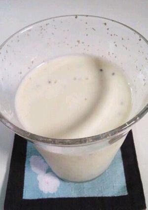 バナナとキウイの豆乳スムージー-レシピのメイン写真