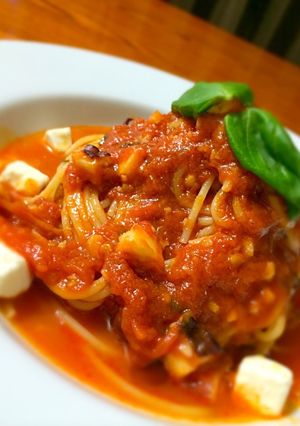 タコとクリームチーズのトマトソースパスタ-レシピのメイン写真