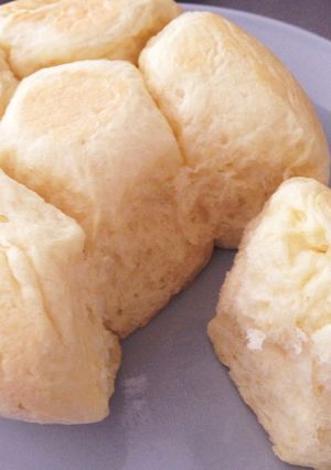 【覚書】セモリナ粉だけ！炊飯器パン-レシピのメイン写真