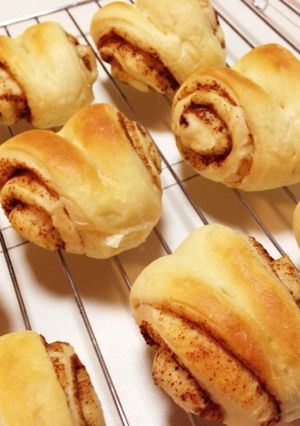 手ごねでも簡単、シナモンロール-レシピのメイン写真