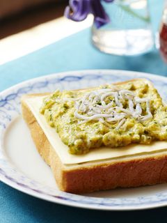 青海苔スクランブルエッグとチーズトースト-レシピのメイン写真