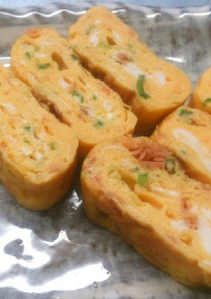 お弁当にも♪鮭フレークのたまご焼き-レシピのメイン写真
