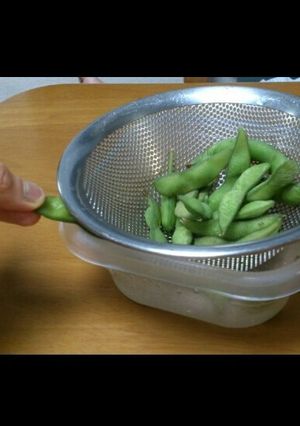 場所とらない枝豆の捨て方-レシピのメイン写真